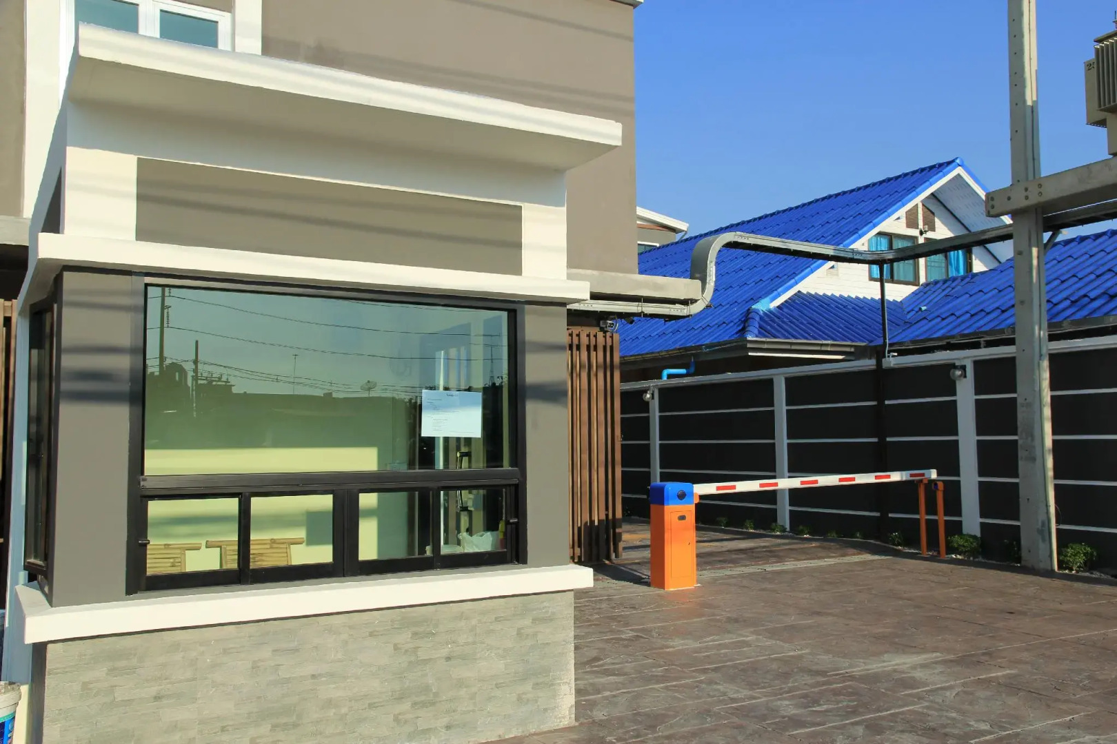 Modernbright Service Apartment