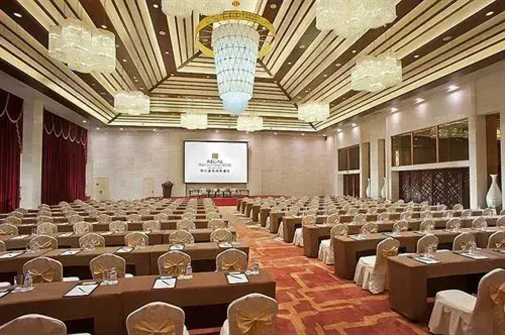 Regal Poly Guiyang Hotel