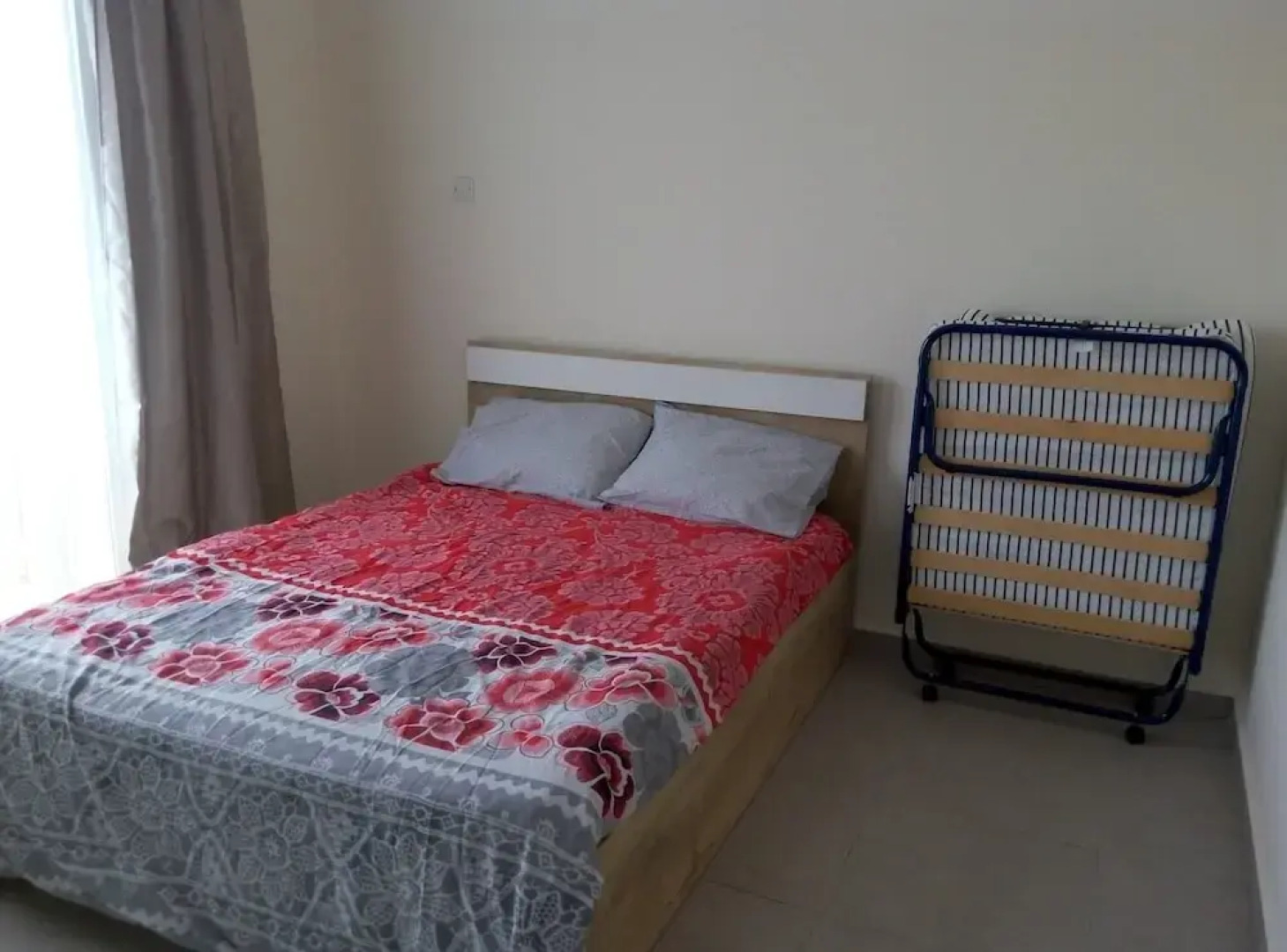 One Bedroom Apartment at Longbeach