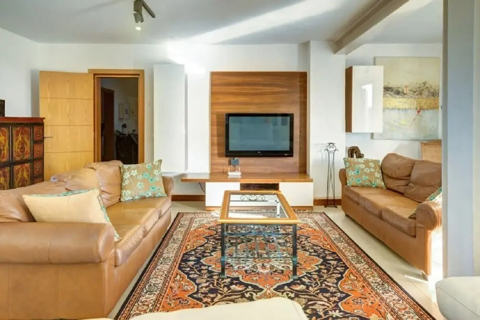 1327 La Quinta Heights