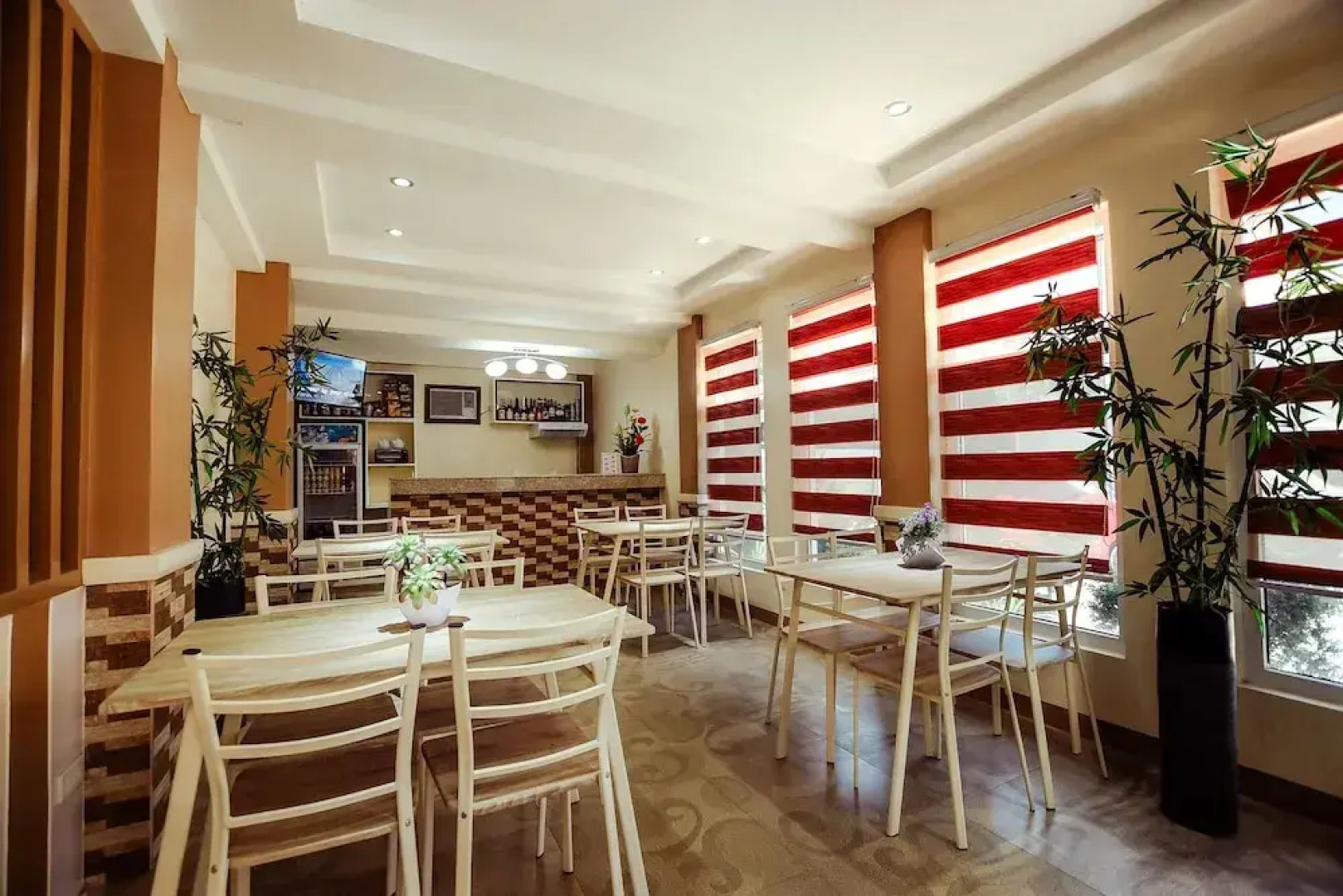 RedDoorz @ La Vista Pensionne Calbayog City