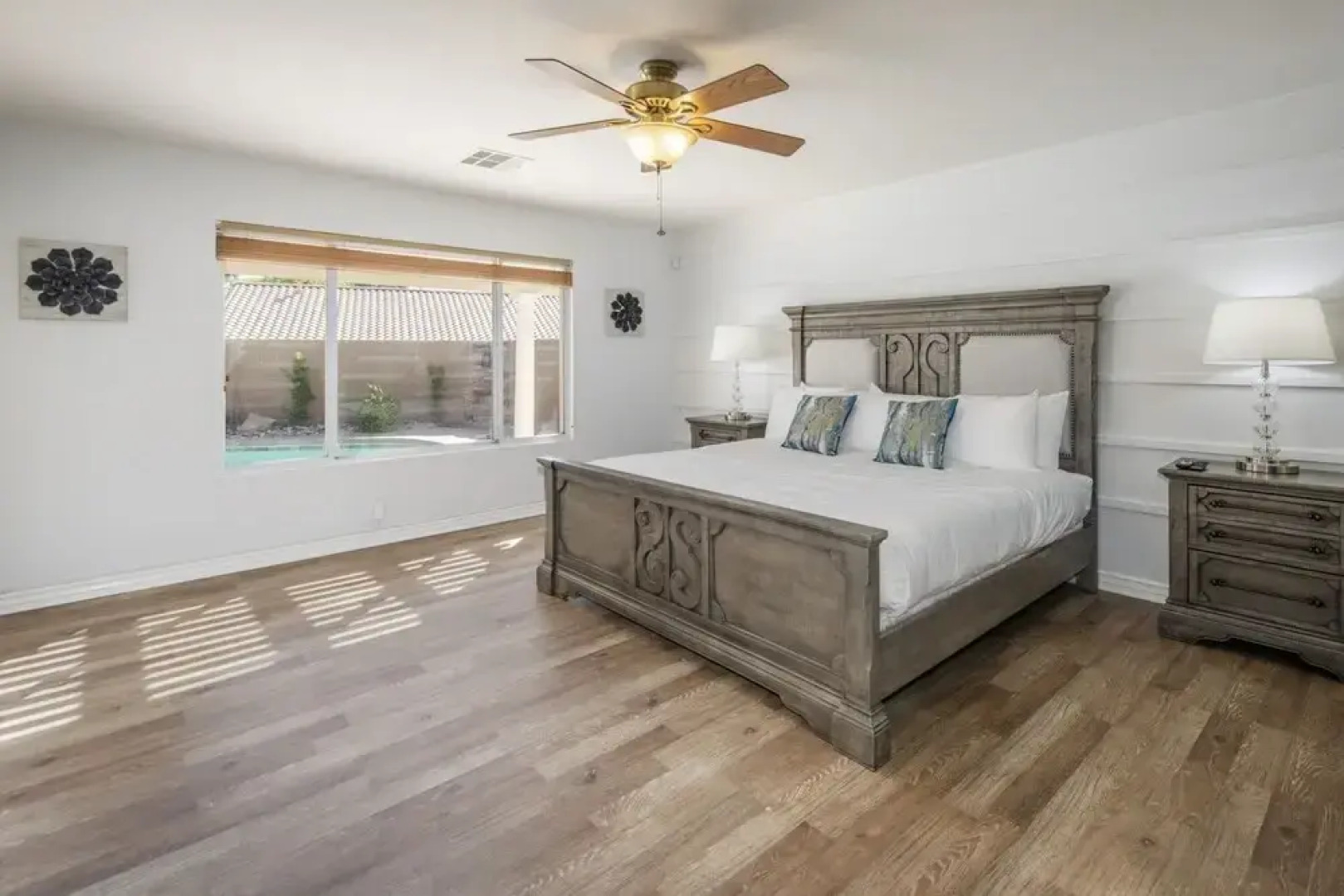 Amazing 4 Bd Las Vegas Home w/ Pool & Spa!