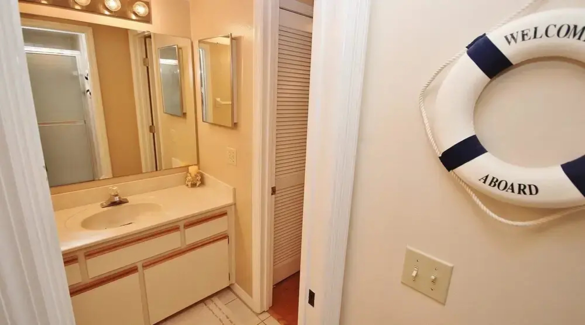 Sea Woods 270 Apartment 3