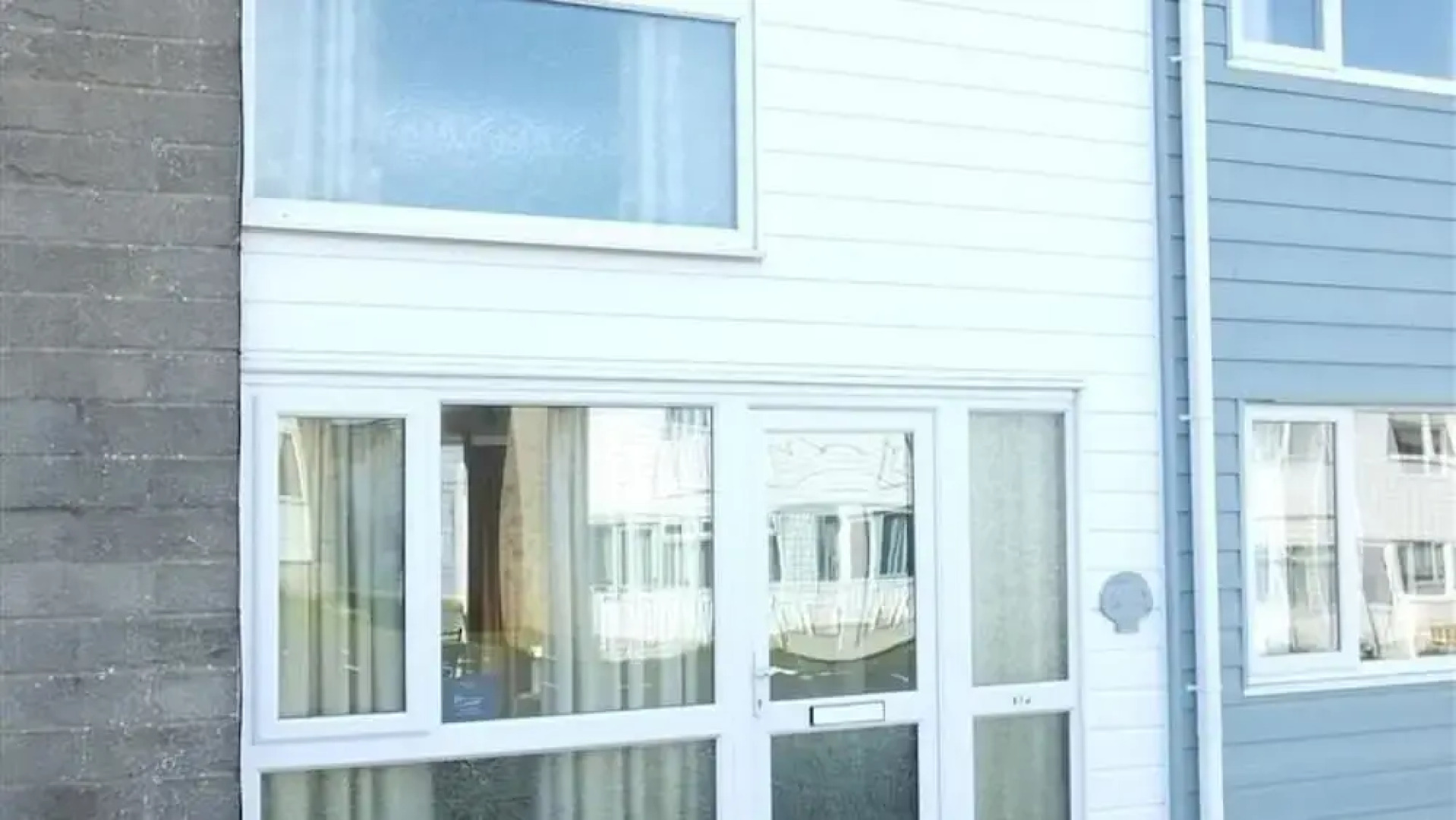 Sea Gem, Freshwater Bay 172