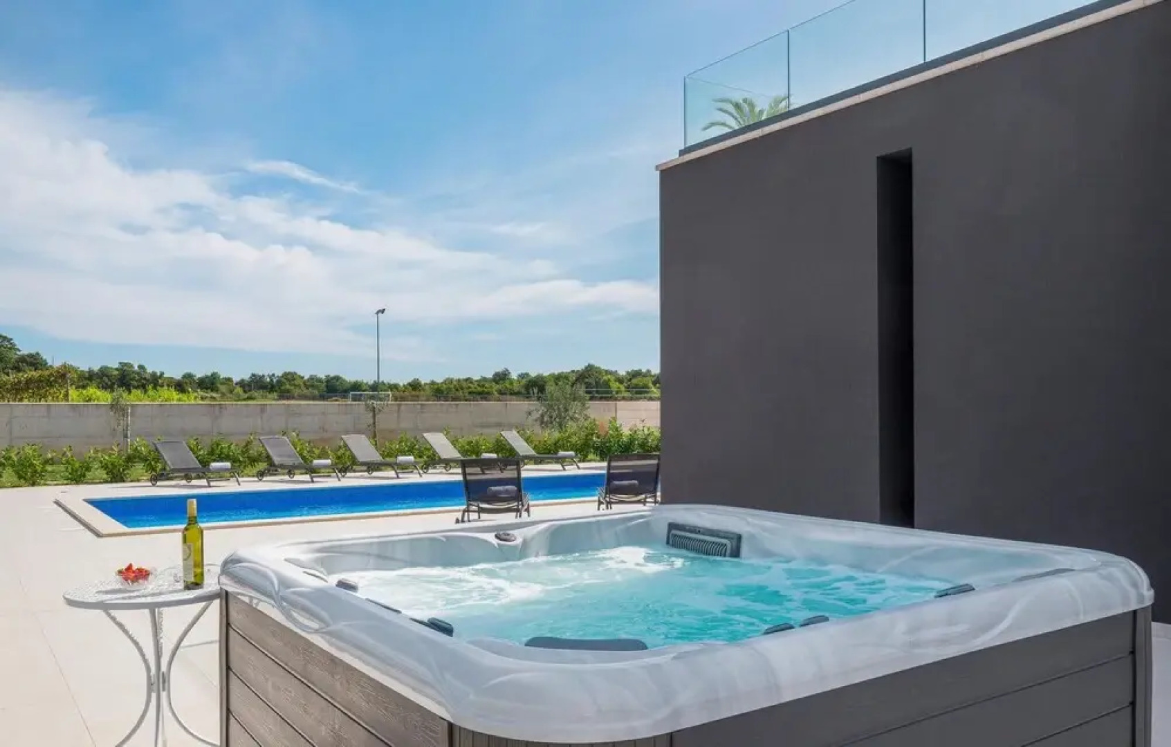 Stunning Home in Kujici With Sauna, Wifi and 5 Bedrooms