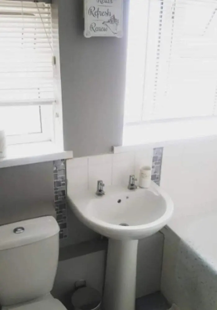 Inviting 2-bed Apartment in Newcastle Upon Tyne