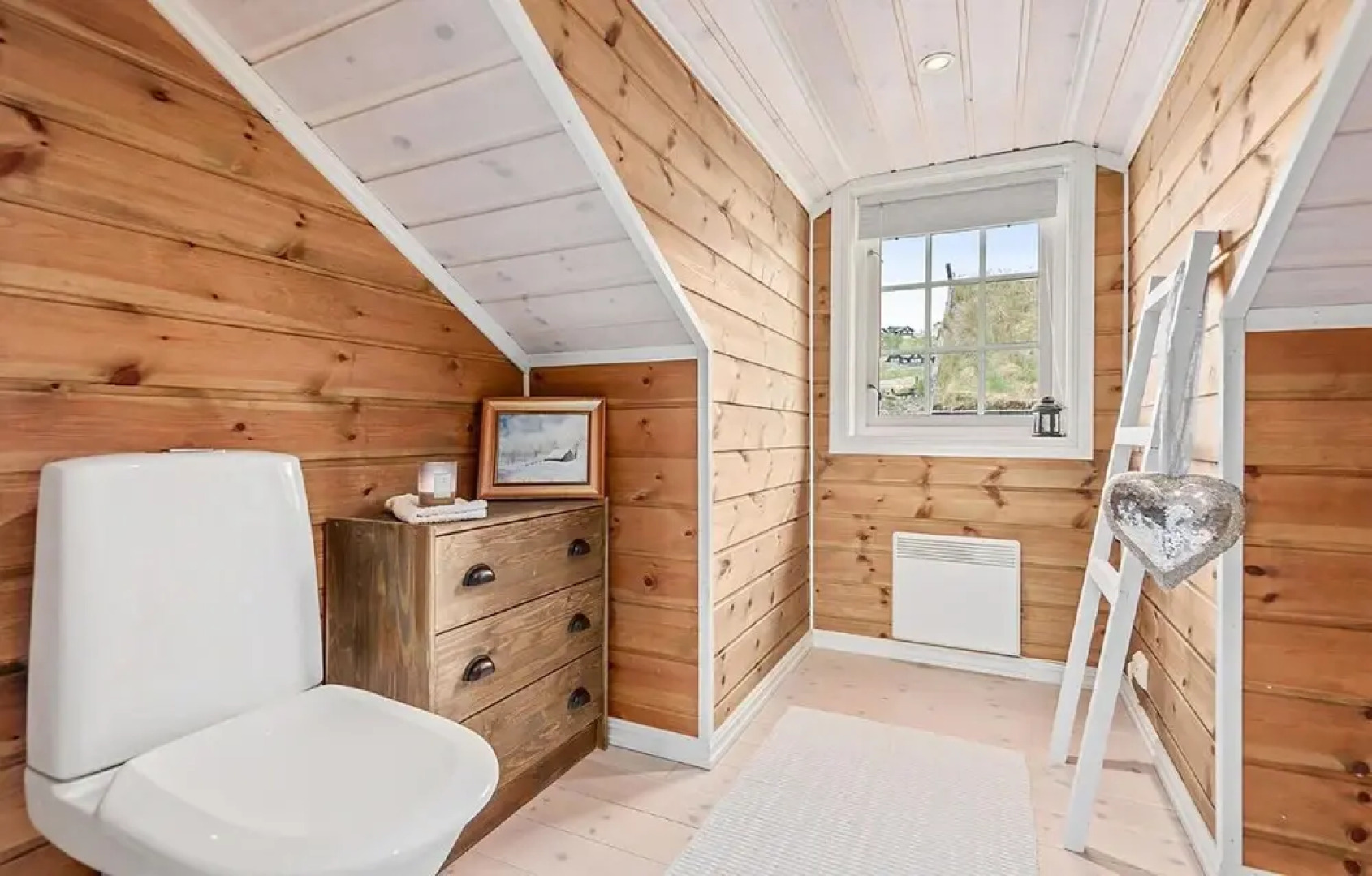 Beautiful Home in Rauland With 4 Bedrooms and Wifi