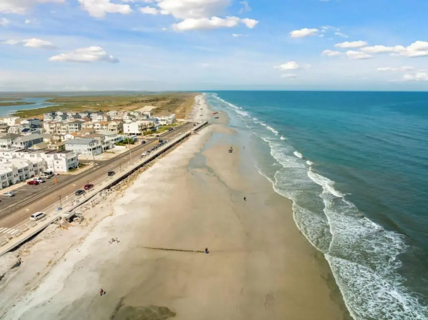 Spectacular 3 BR Condo One Block to the Beach