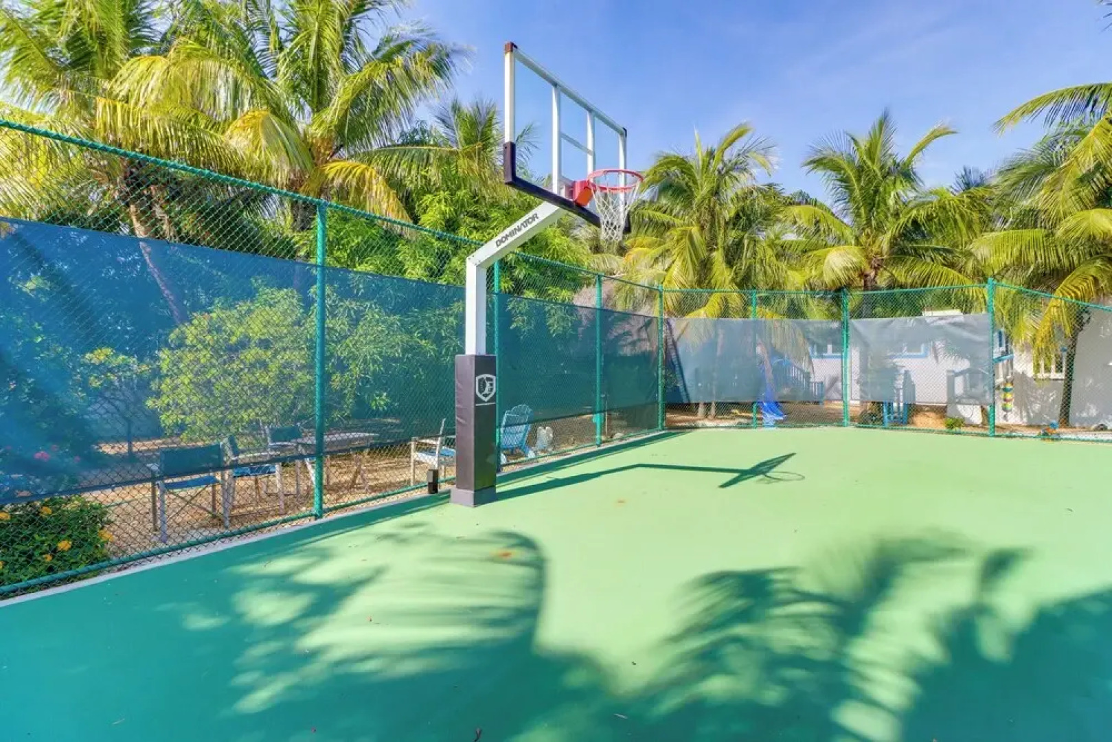 1 Mi to Dtwn: Oceanfront Gem w/ Resort Amenities!