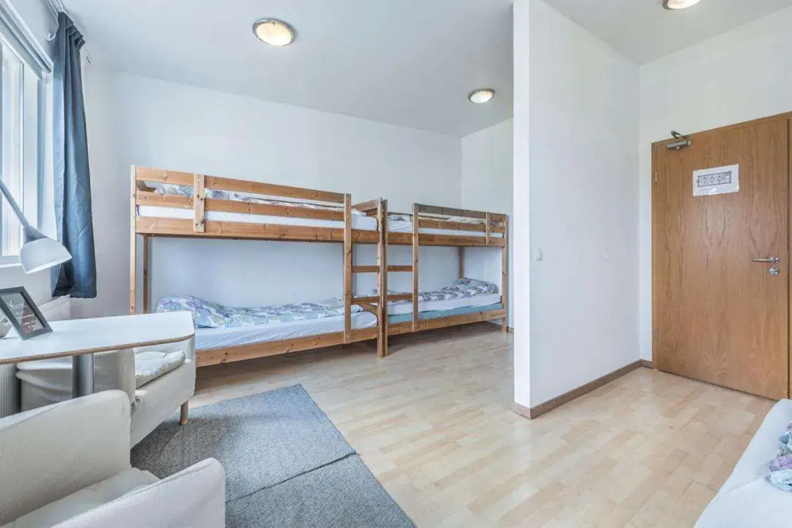 Stoð Guesthouse and apartments