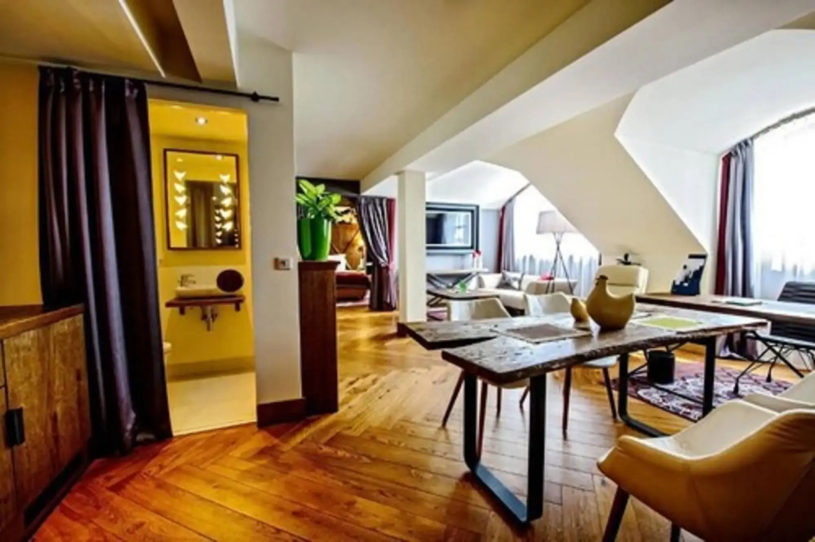 Bristol Tradition and Luxury