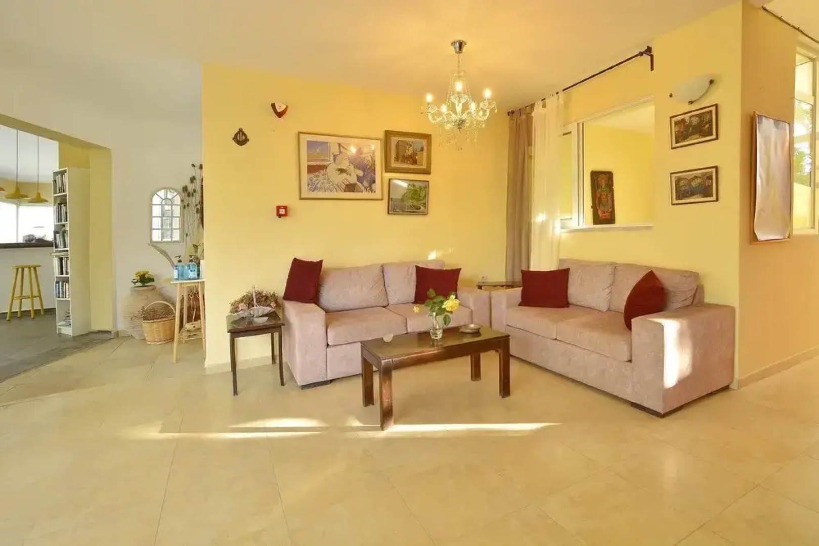 Likithos Hotel