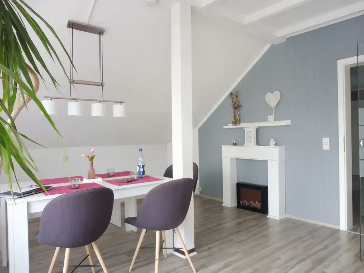 Lona Schieder-schwalenberg