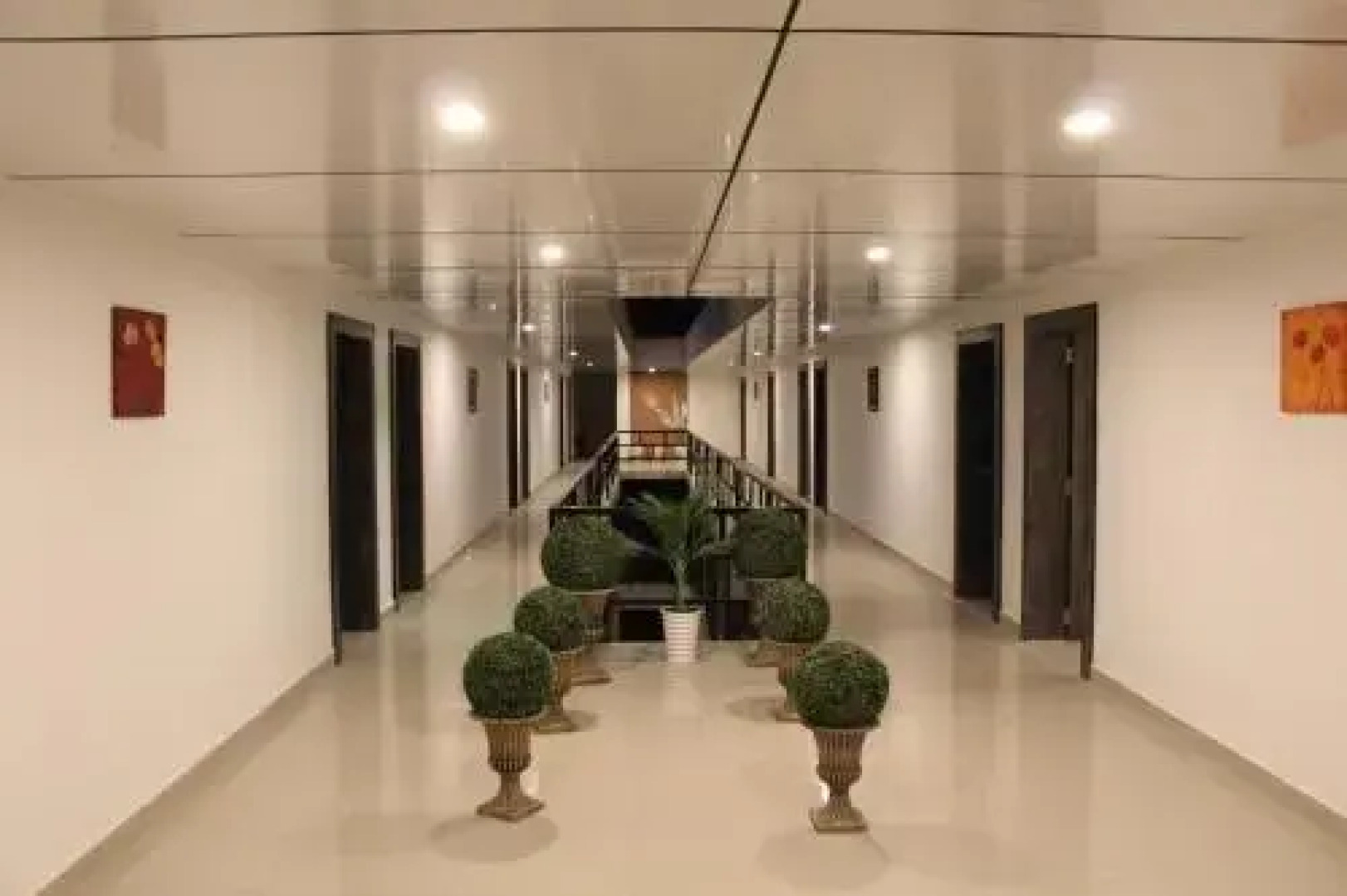 Hotel The Grand Bansari