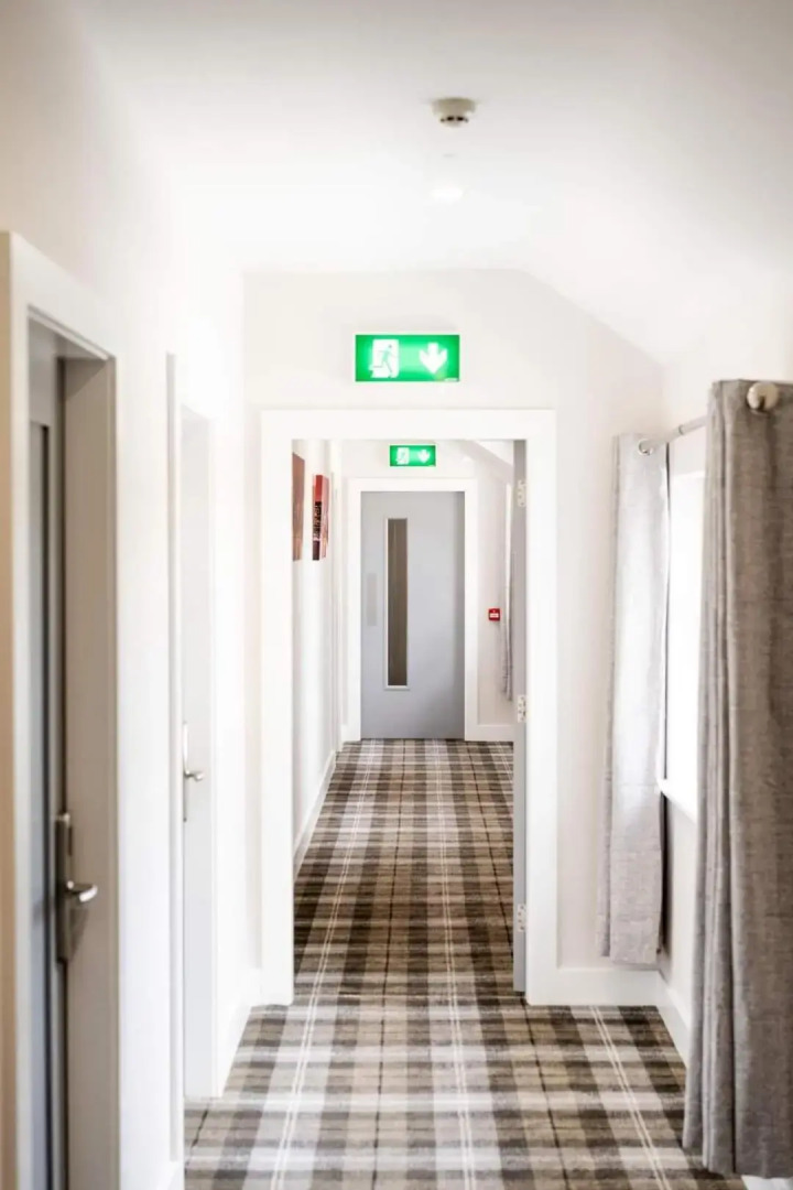 Bridge Inn Studio Apartments