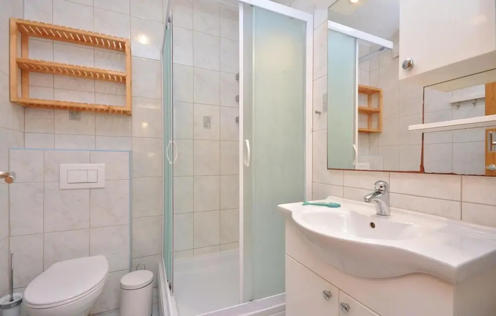 Stunning Home in Ivan Dolac With Wifi and 2 Bedrooms