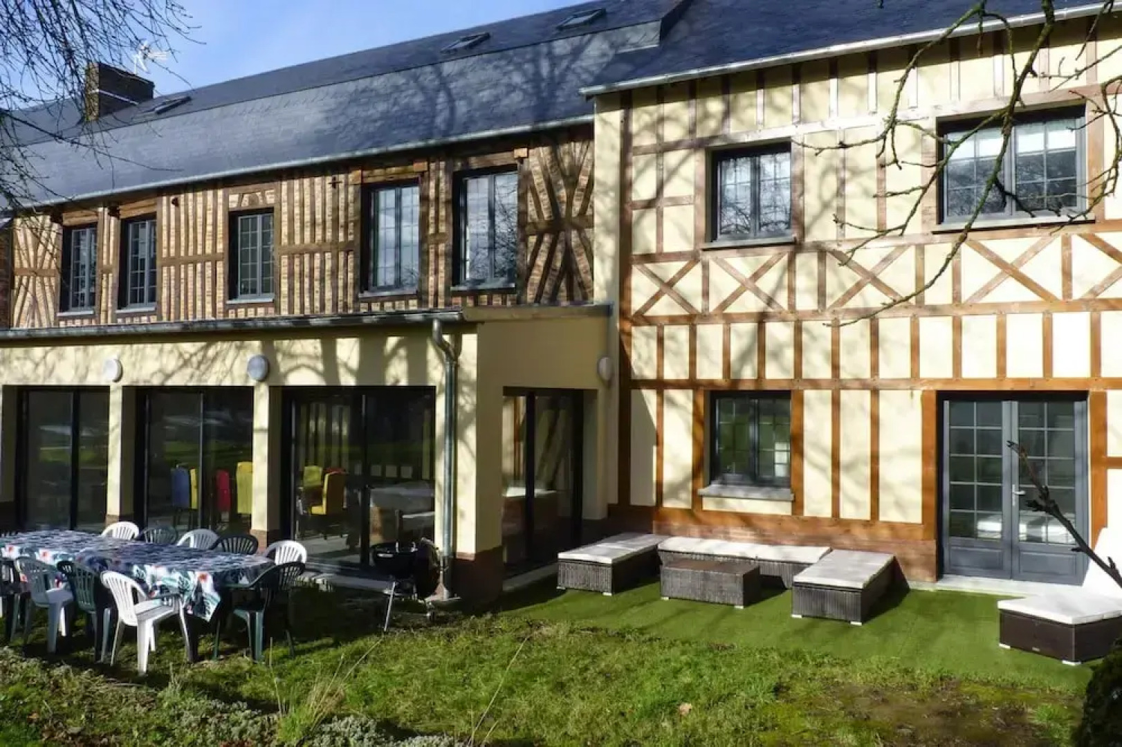 Townhouse Near Bay of Somme and Beaches