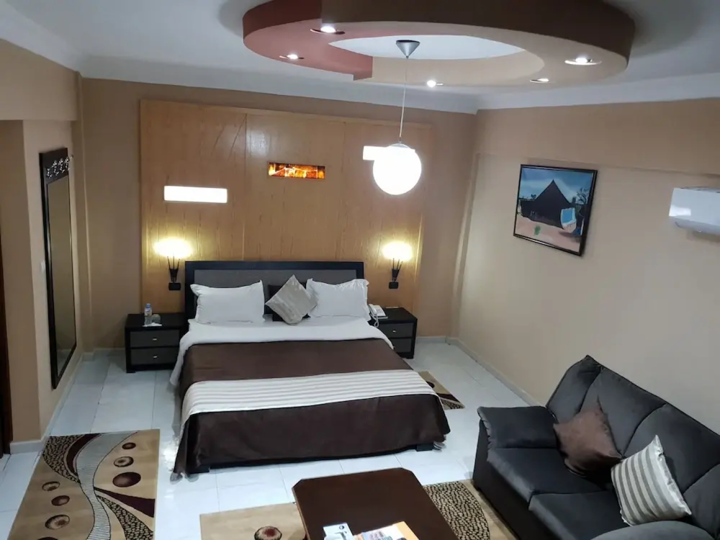 Hotel Iman