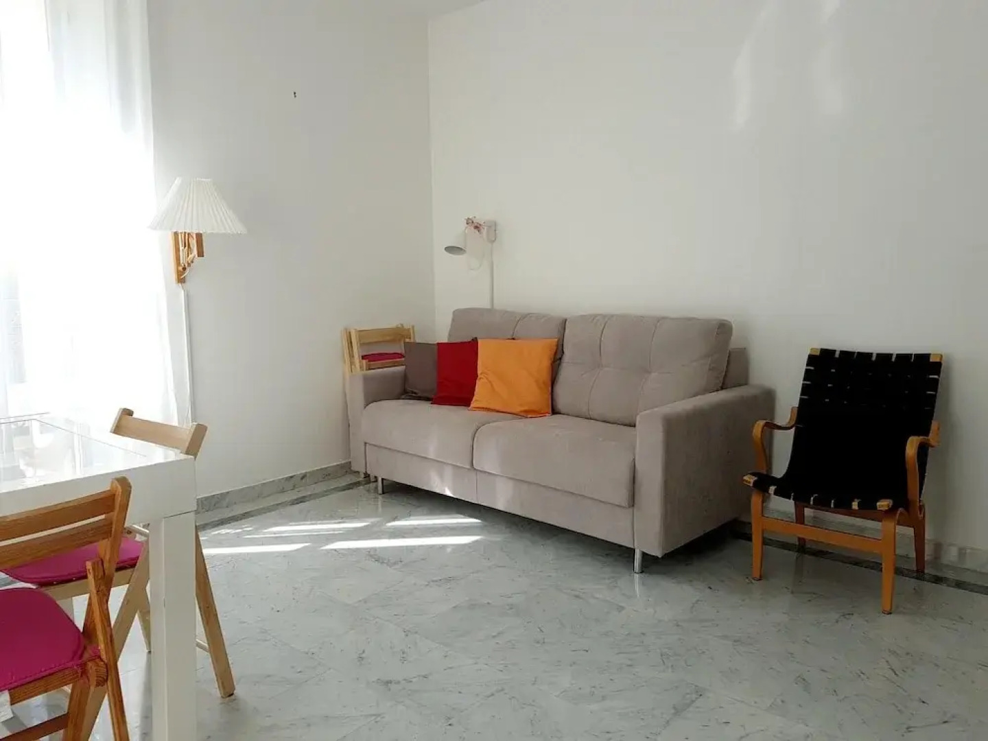 Apartment With one Bedroom in Menton, With Furnished Balcony - 300 m From the Beach