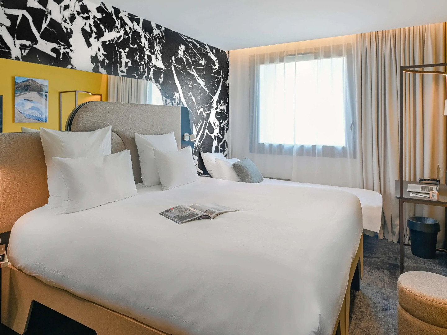 Tribe Paris La Defense Esplanade