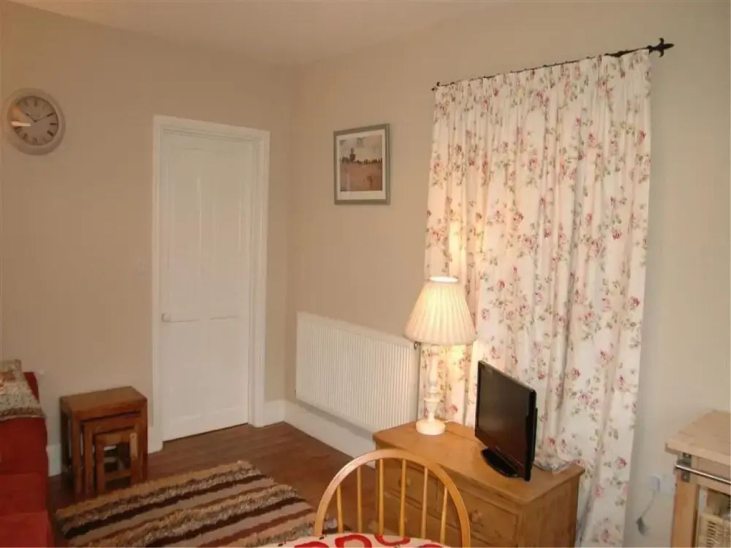 A Delightful Little Cottage With Large Garden And Views To The Black Mountains