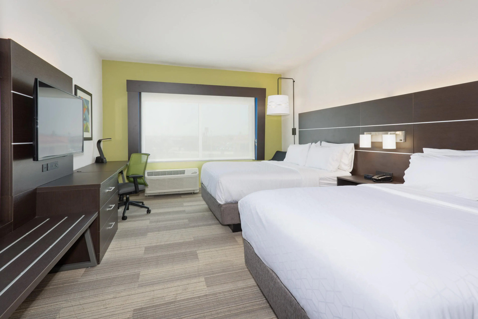 Holiday Inn Express & Suites Firestone Longmont by IHG