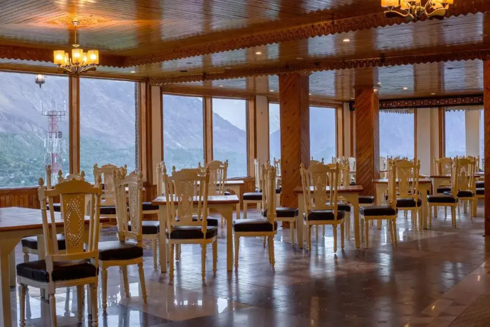 Roomy Daastaan Hotel, Karimabad Hunza