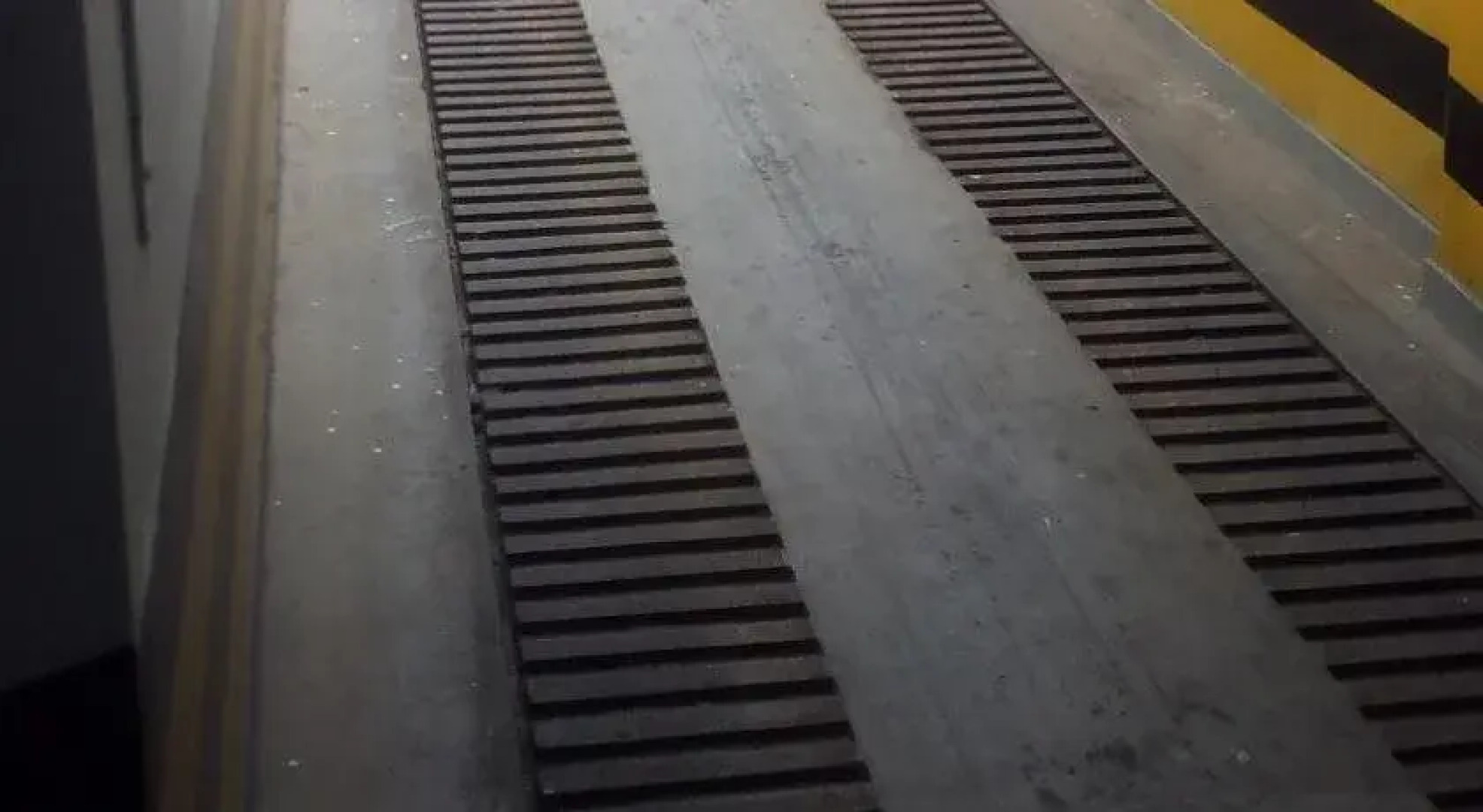 Jardim de Allah Flat Service