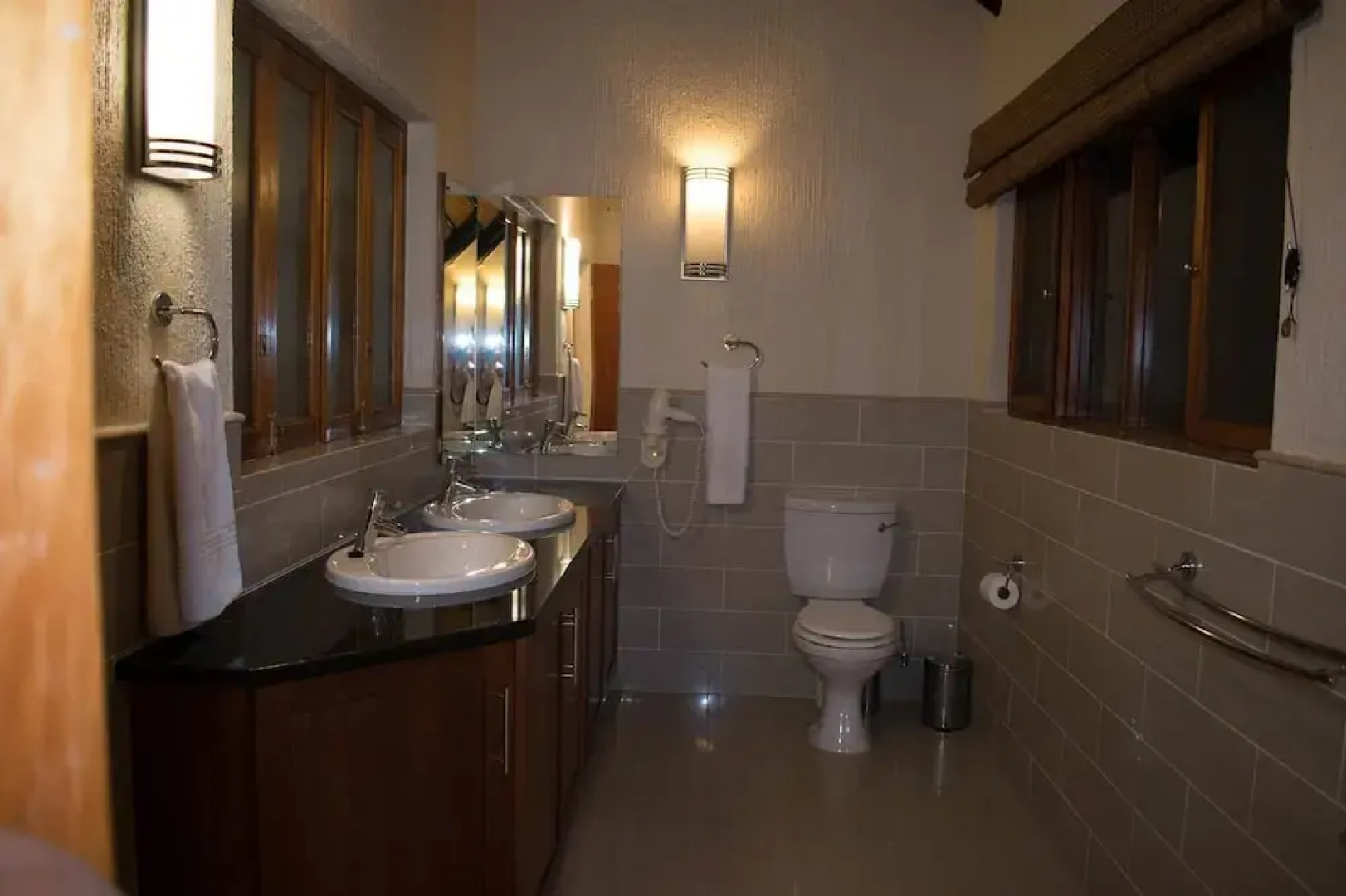 Legend Safaris - Kruger Park Lodge