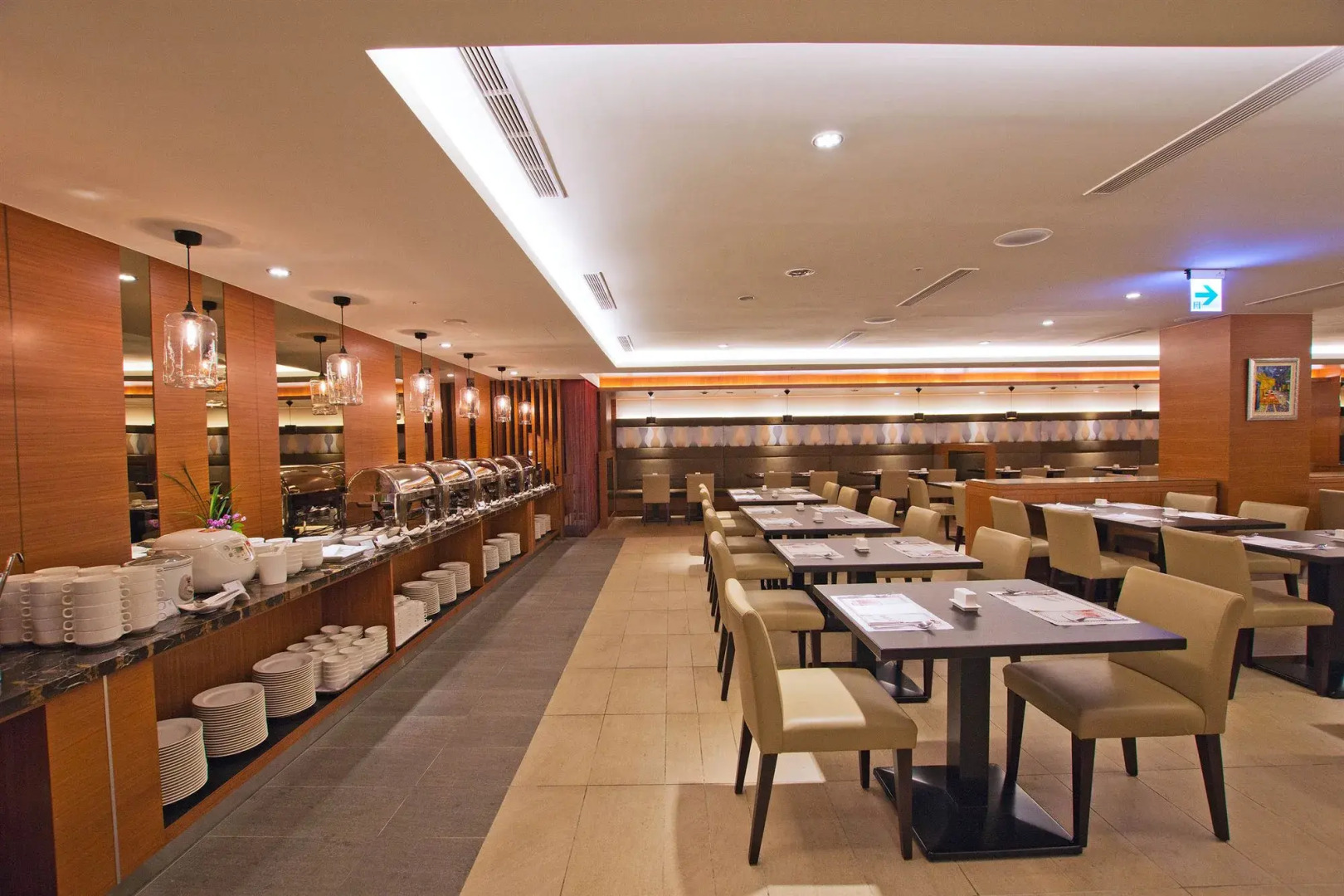 CHECK Inn Taichung LaiLai