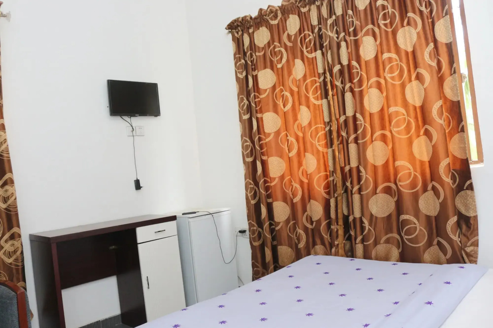 Crystalem Luxury Hotel