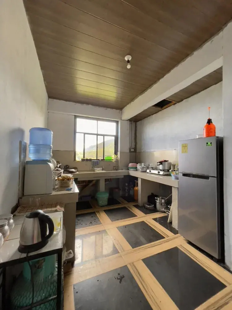 Andrew & Mary's Lodging House