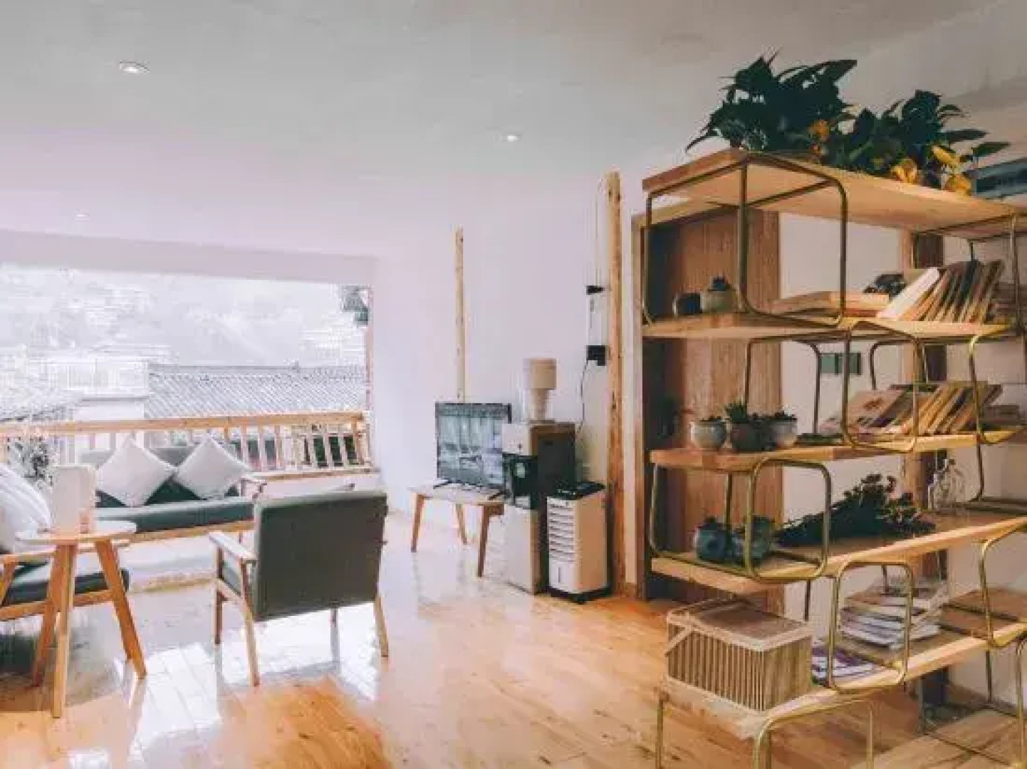 Xijiang Qingye Park Su View Homestay