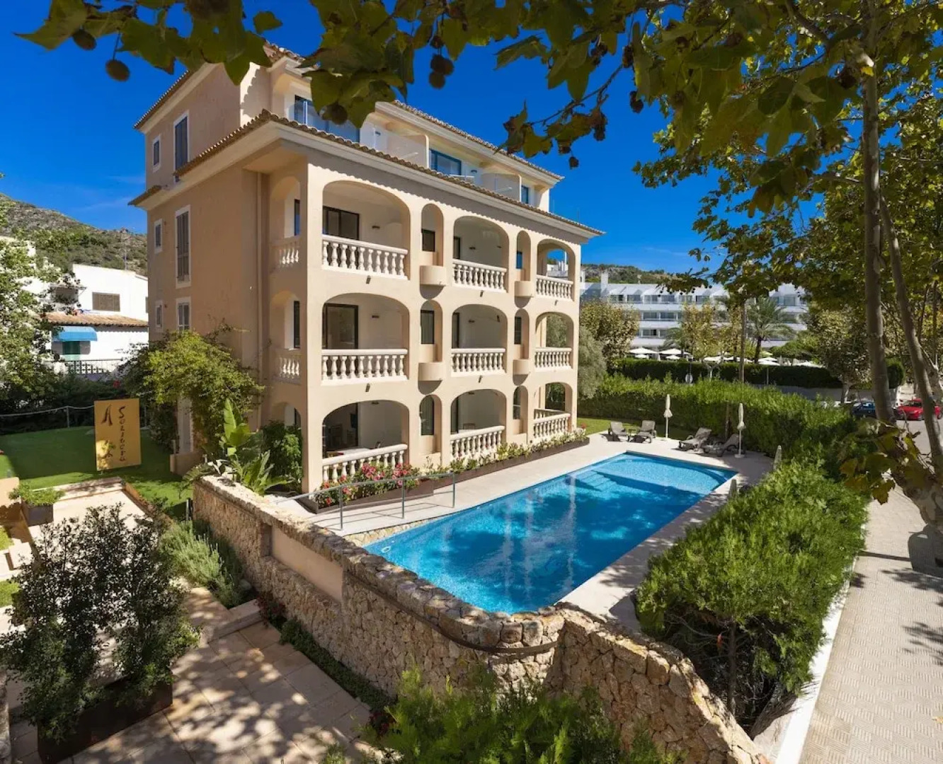 Apartamentos s'Olivera