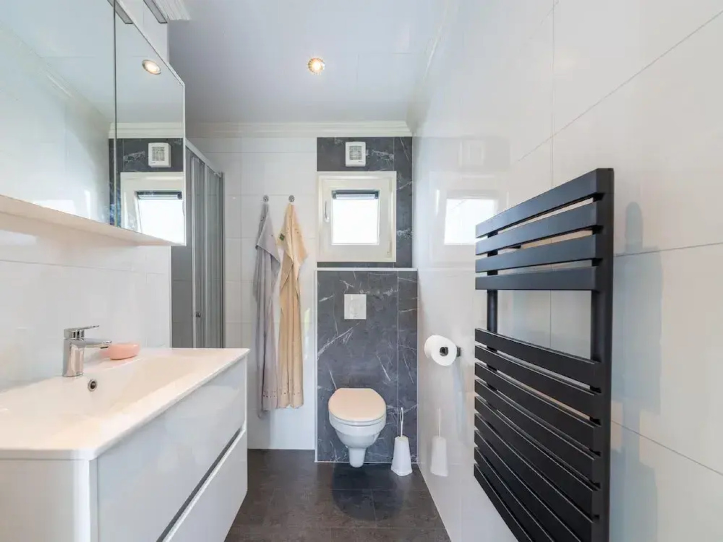 Holiday Home in Molenschot Near Nature Reserves