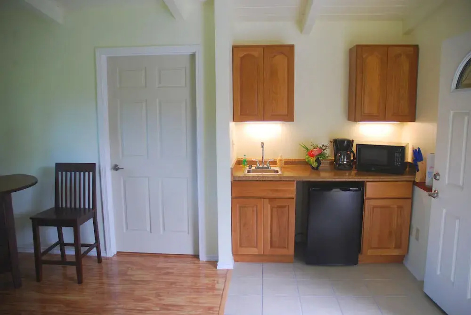 Hale Moana Bed & Breakfast