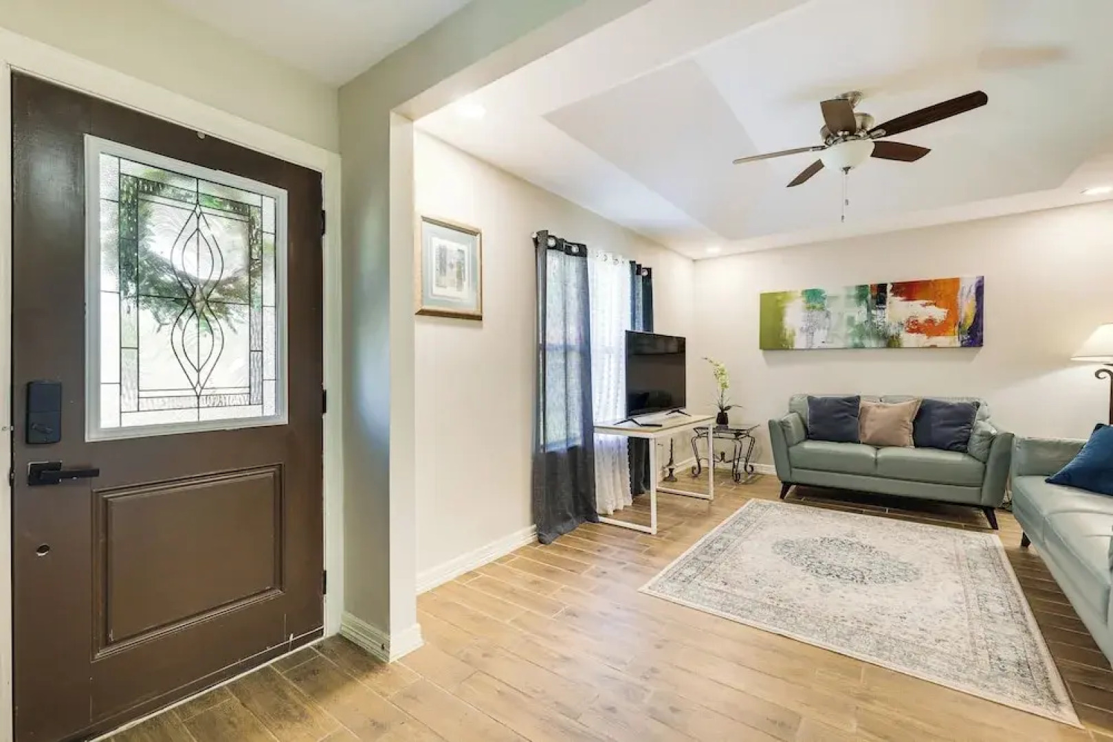 San Juan Home w/ Spacious Backyard Near Border!