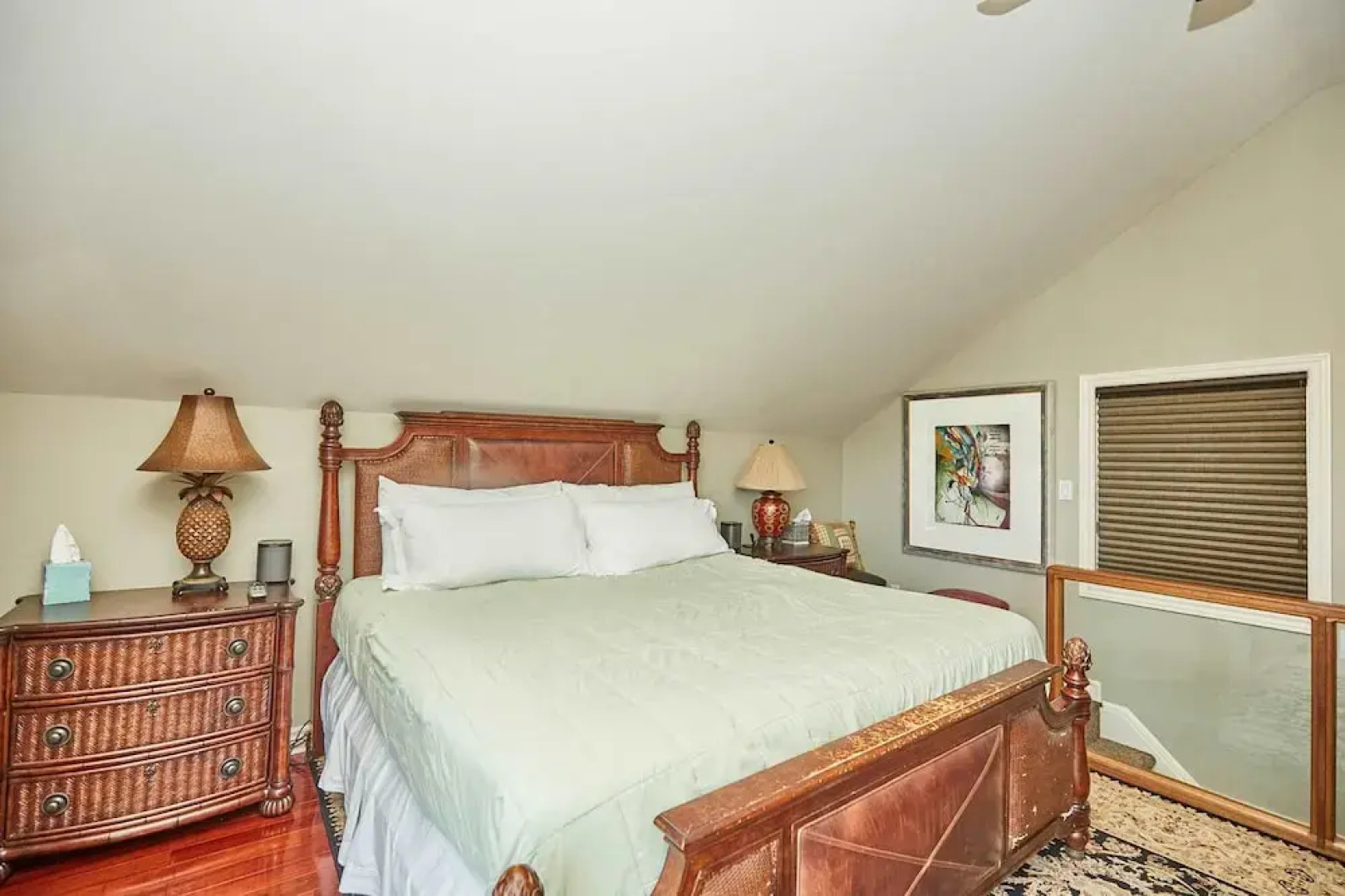 Niagara Lakefront Charm