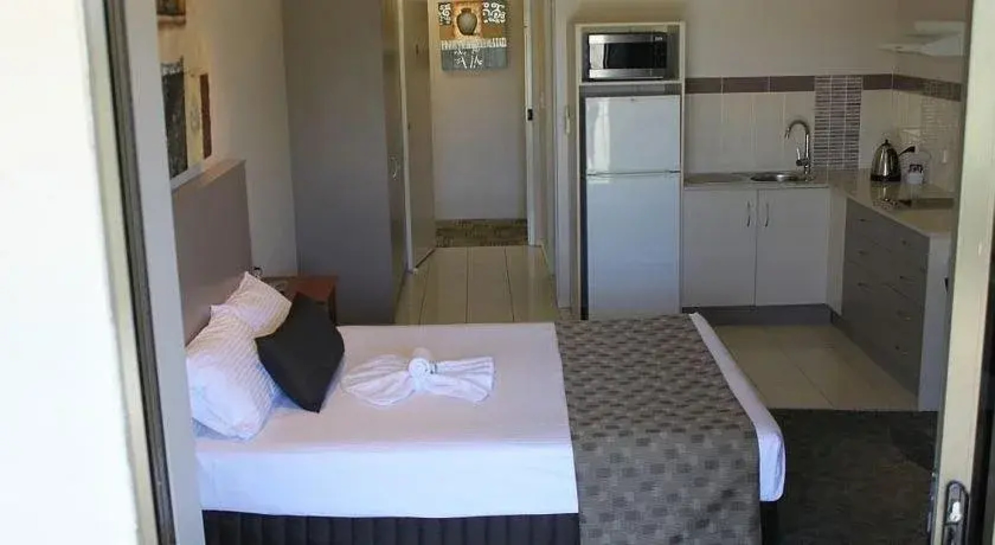 Emerald Executive Apartments