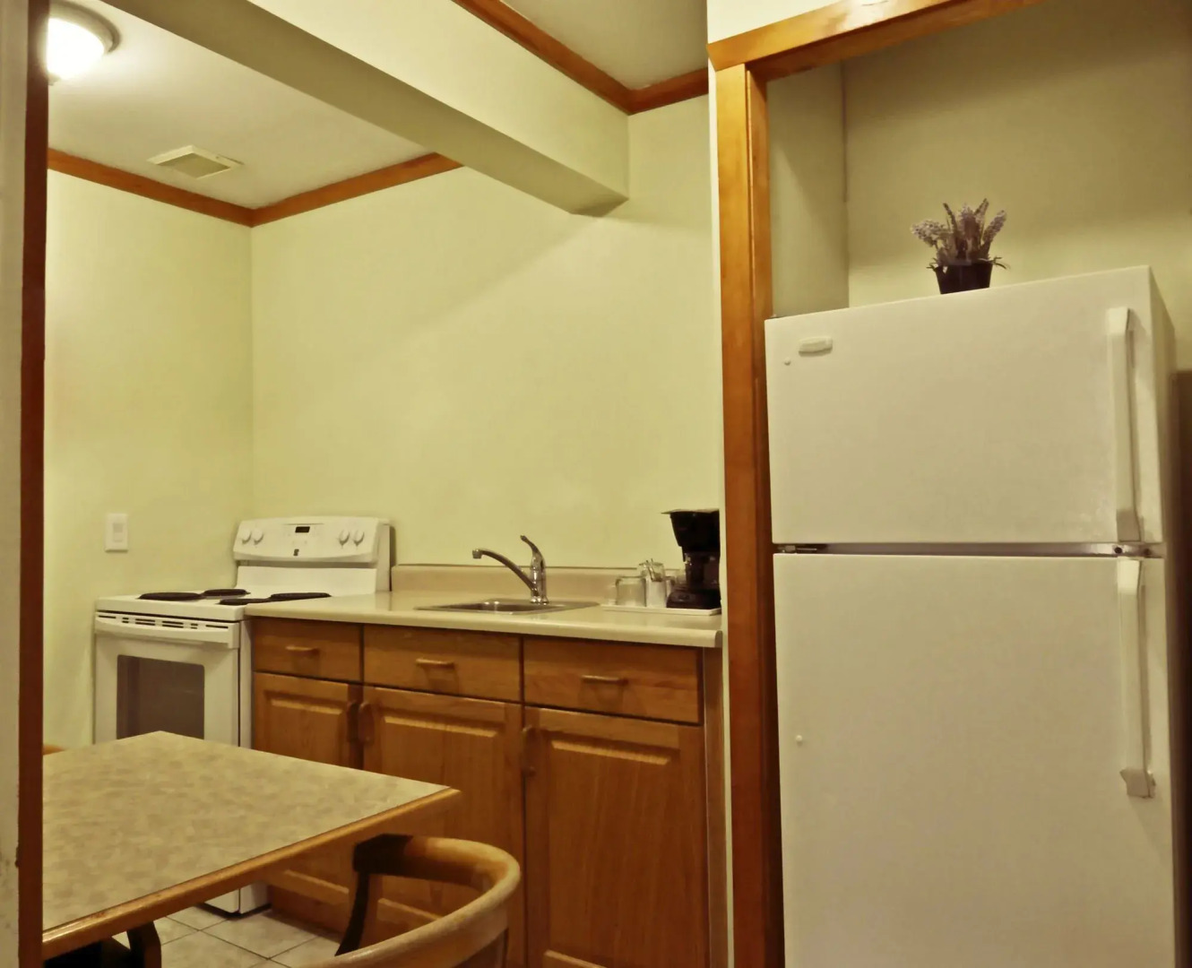 Travelodge by Wyndham Golden Sportsman Lodge