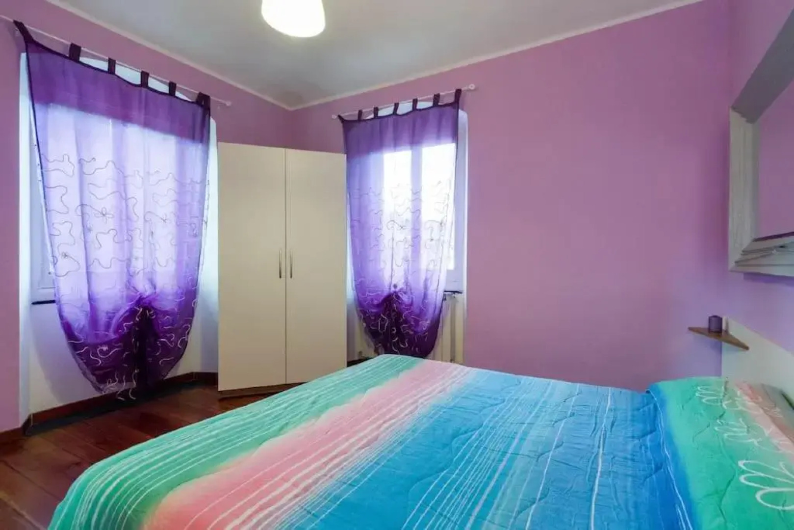 Apartment Effort Off c.d.c