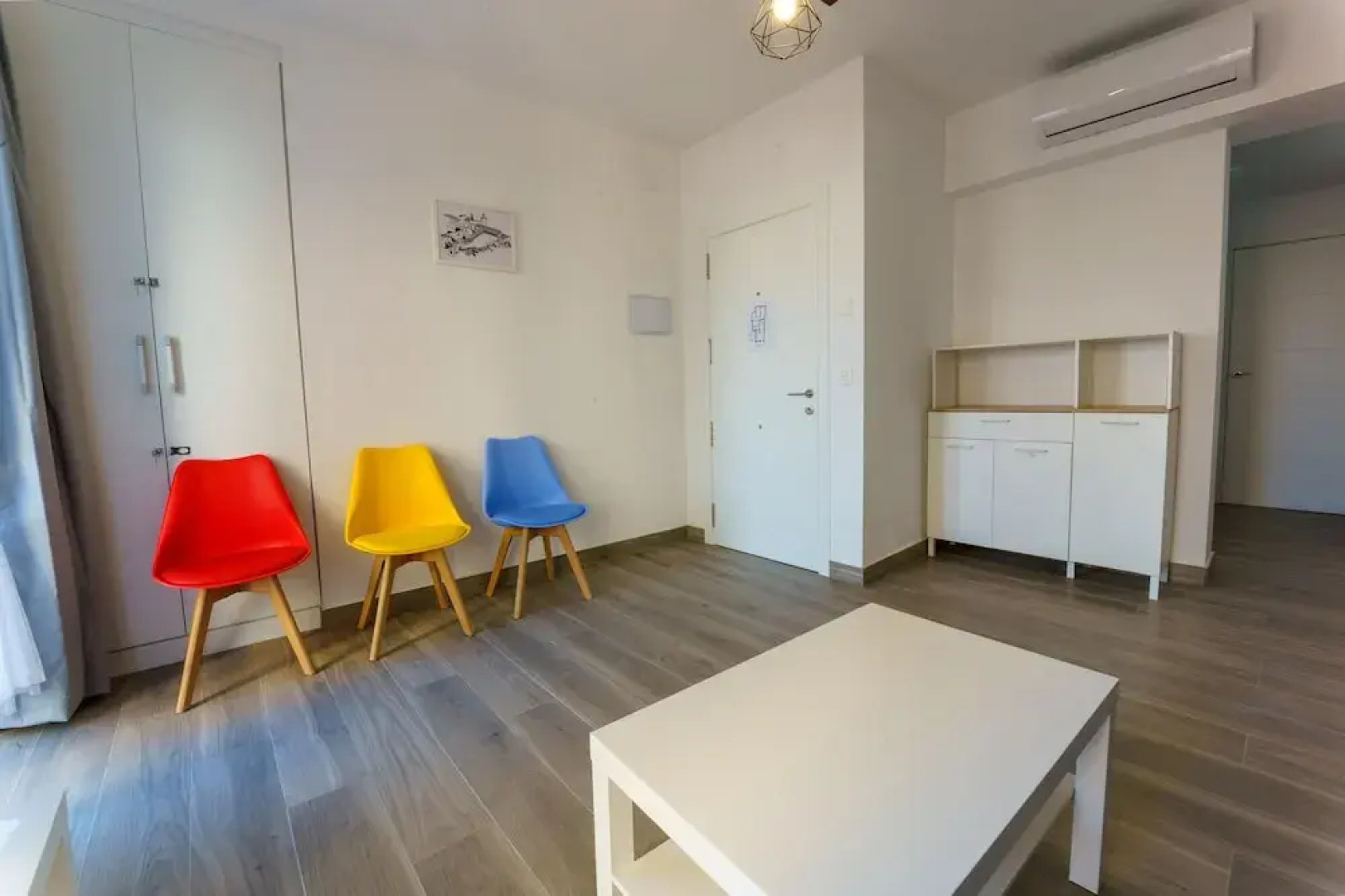 Apartamentos Mapamundi