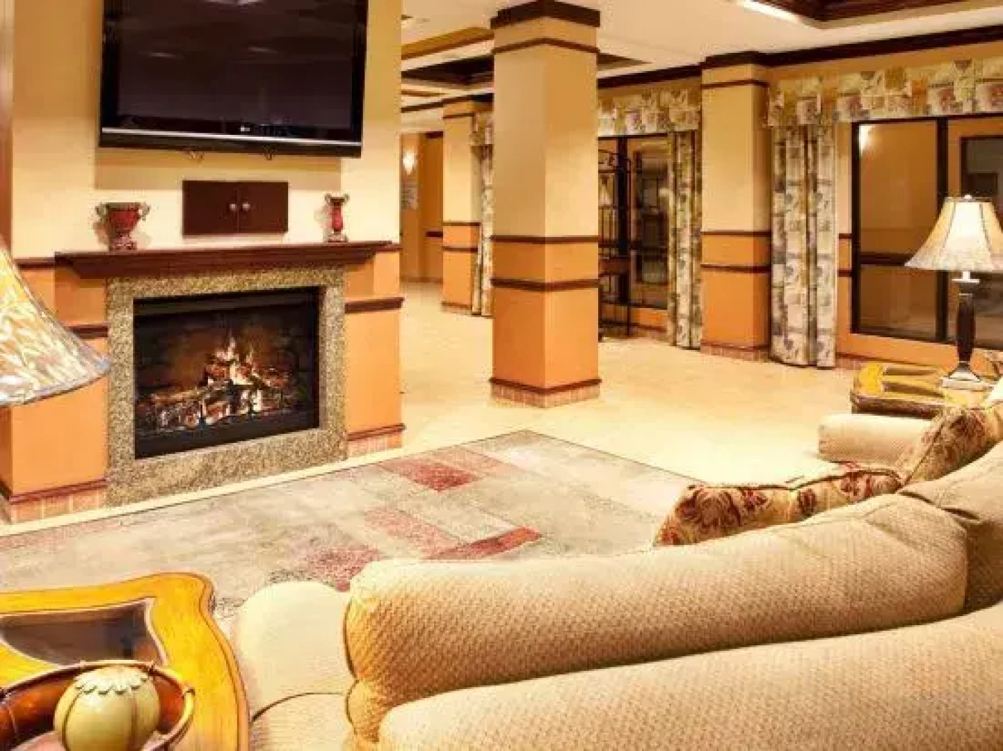 Holiday Inn Express And Suites Rolla Univ Of Misso