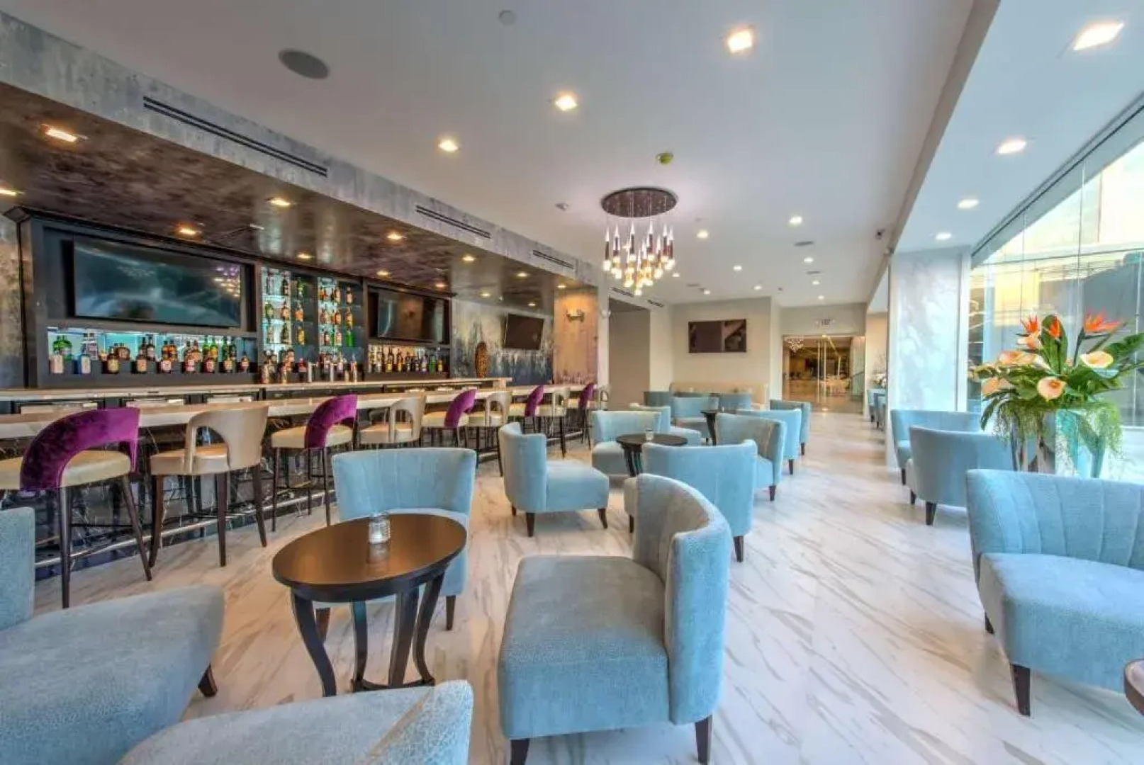 Crowne Plaza Hotel Northwest-Brookhollow