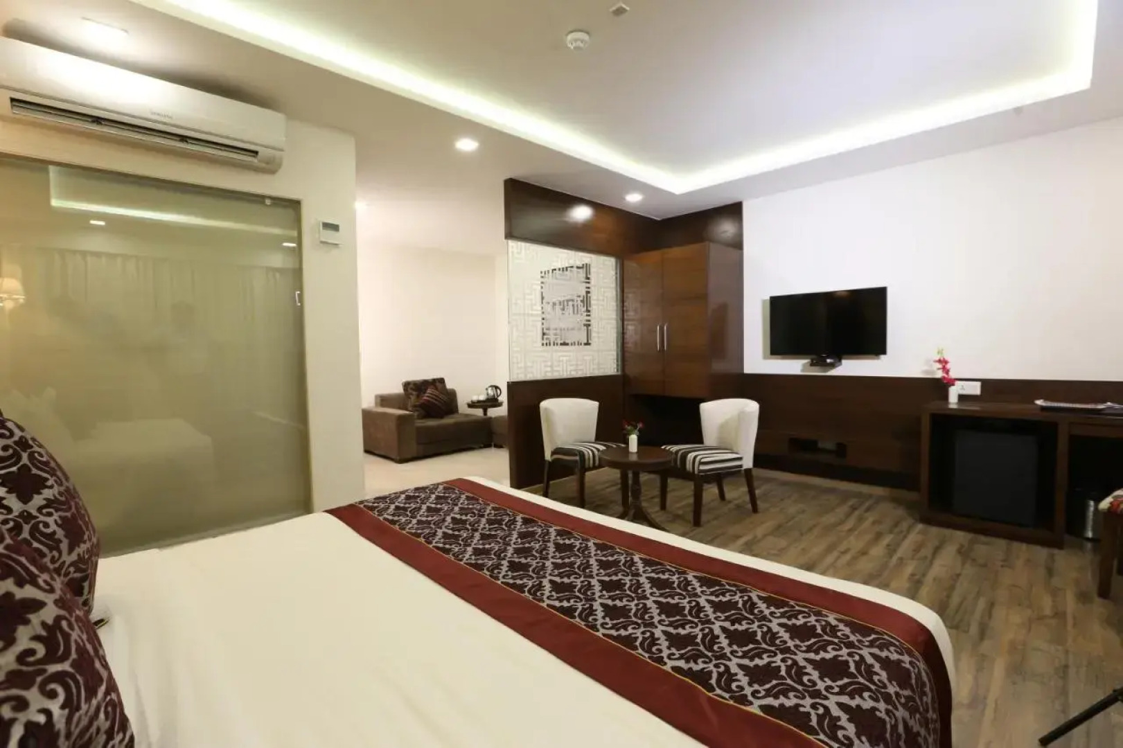 Clarks Inn Suites Gwalior