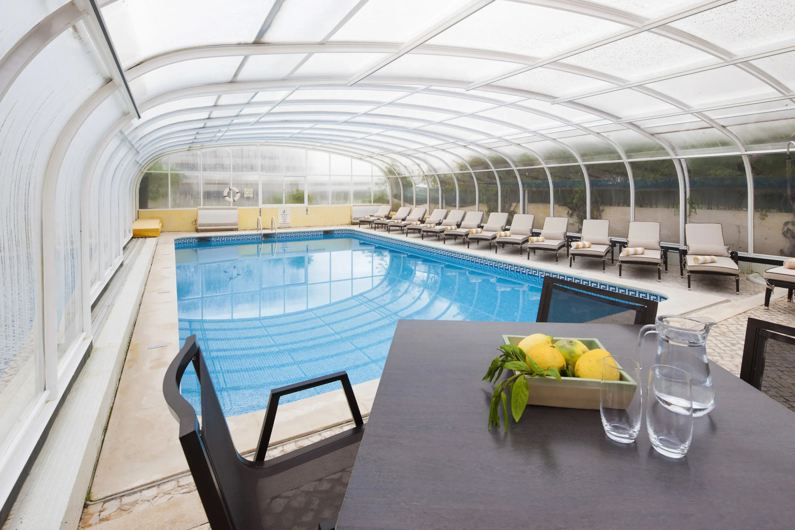 Costa D’Oiro Ambiance Village