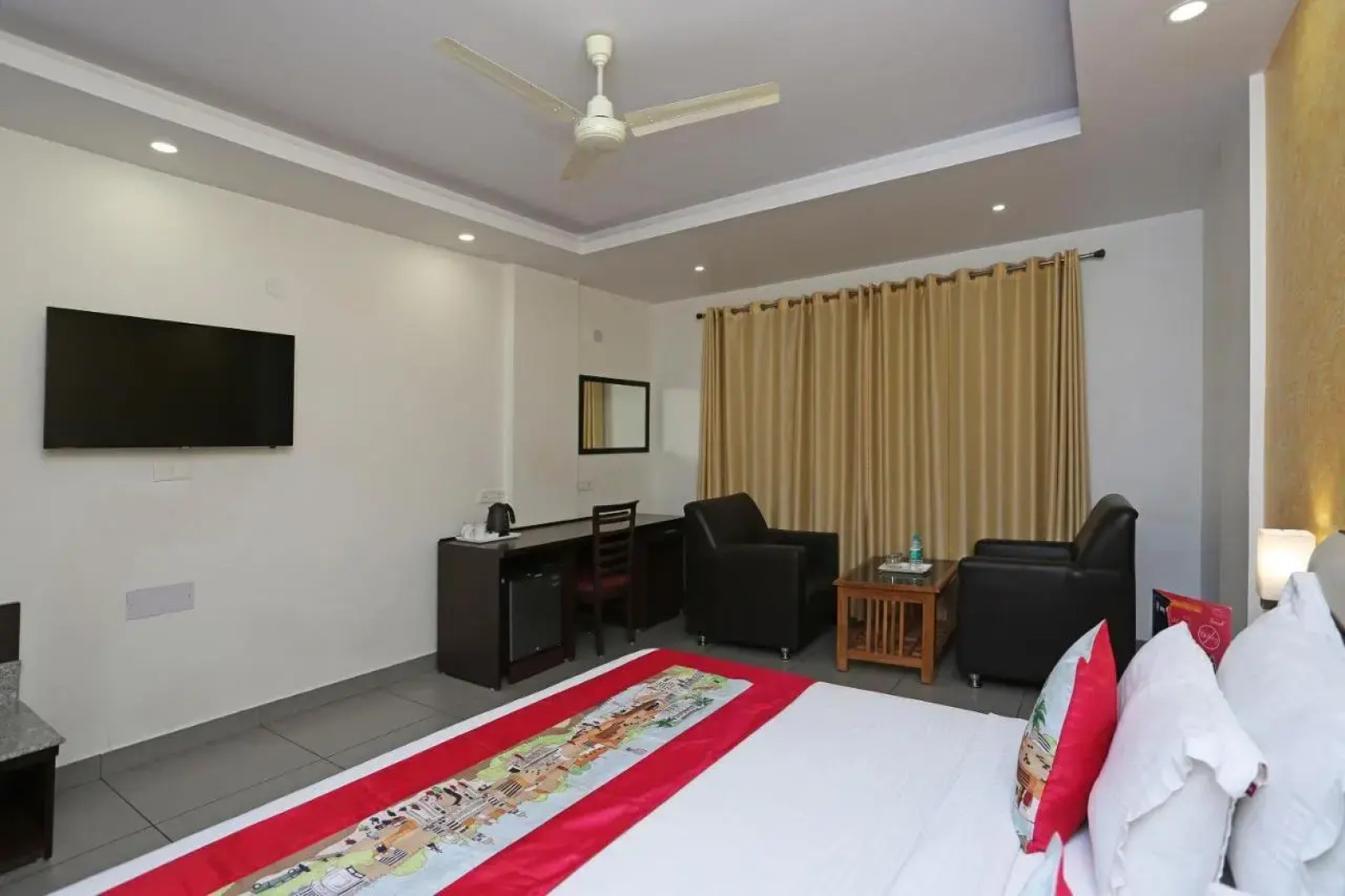 OYO 6090 Hotel Park View Premium