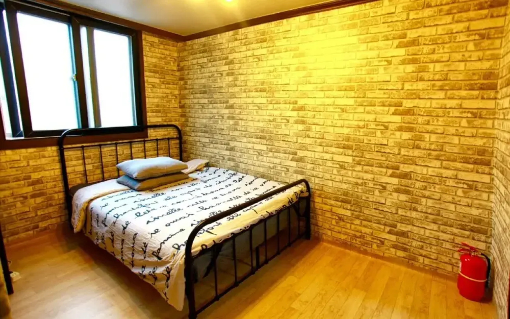 Danyang Factory G Ssang Guest House