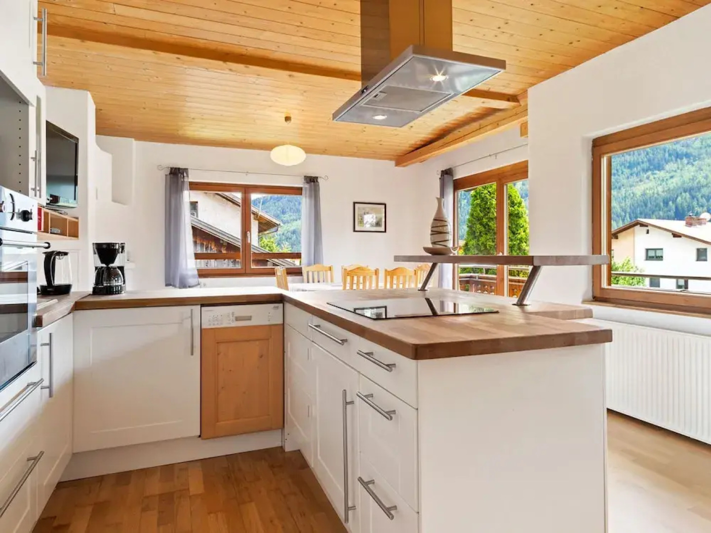 Simplistic Apartment in Fließ near Gachenblick Mountain