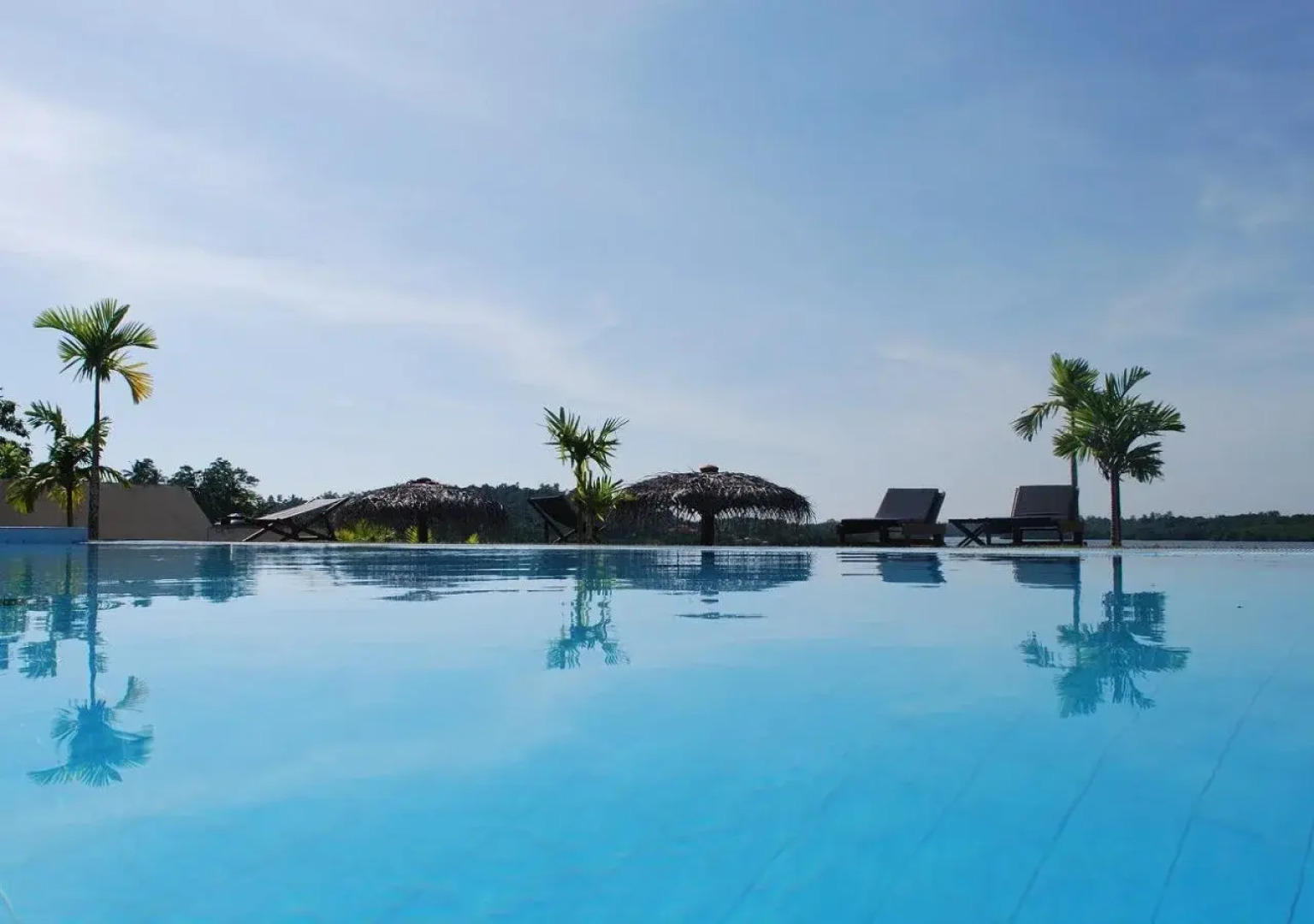 Kalla Bongo Lake Resort